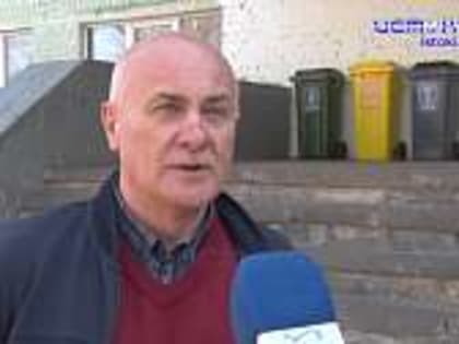 На крыльце лицея №18 появились контейнеры для раздельного сбора мусора. Кто стал инициатором их установки?