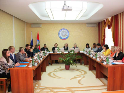 В управлении налоговой службы обсудили способы урегулирования задолженности с представителями бюджетной сферы