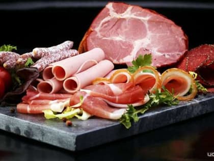 На Орловщине средние розничные цены на мясо и колбасные изделия остаются ниже средних по ЦФО