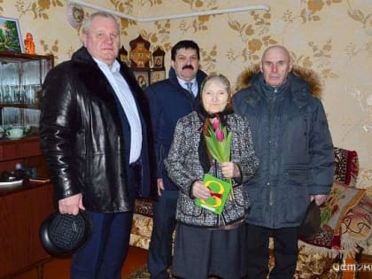 В Орловской области матерей и жён участников СВО поздравили с 8 Марта