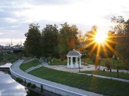 В Болховскм районе в удручающем состоянии находится ФАП, 14-летней орловчанке Веронике Васильевой нужна помощь, а орловские футболисты успешно стартовали в Кубке СФФ "Центр&qu