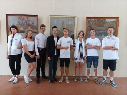 Молодогвардейцы посетили выставку орловского художника