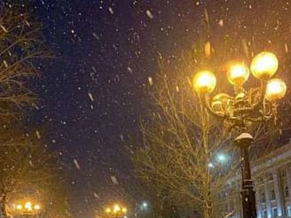 На Орловщине зафиксировали дефицит врачей, власти планируют сделать Орёл вечнозелённым городом, а на Наугорском шоссе на несколько часов запретят парковку. Об этом и не только в ру