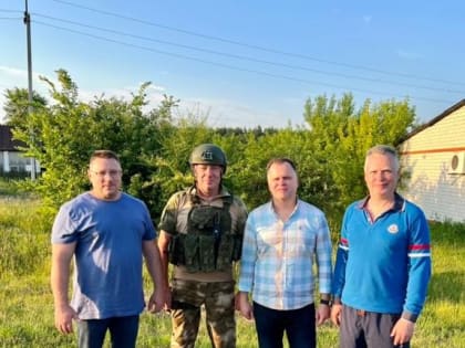 Депутаты городского Совета встретились со своим коллегой Владимиром Строевым, который находится в зоне СВО.