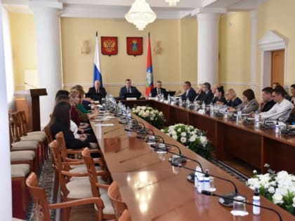 В Орловском областном Совете прошел круглый стол на тему лекарственного обеспечения людей с орфанными заболеваниями