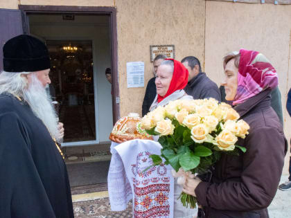 Митрополит Тихон заложил первый камень в основание нового храма в поселке Биофабрика