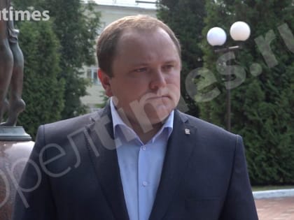 В посёлке Колпна капитально отремонтировали поликлинику и пригласили работать новых медиков