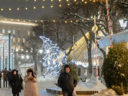 Орел засиял