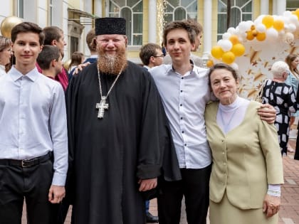 Двух выпускников Орловской православной гимназии чествовали на региональном Балу медалистов