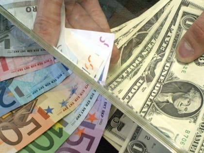 Доля валютных вкладов достигла минимальных значений