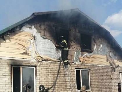 Орловских пожарных поблагодарили за спасение дома от огня