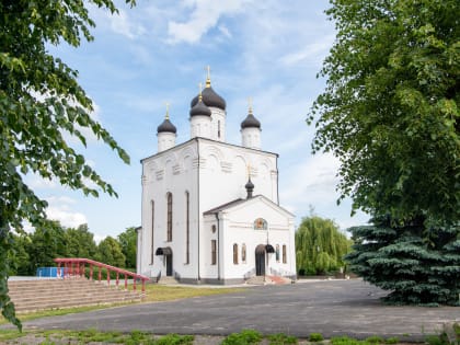 Архиерейское всенощное бдение в Успенском монастыре Орла