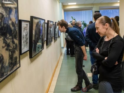 Удивительную игру красок, сюжетов и образов увидели посетители на открытии художественной выставки в Орле