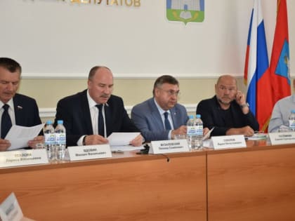 Орловских законодателей заинтересовал летний отдых – свой и учащихся