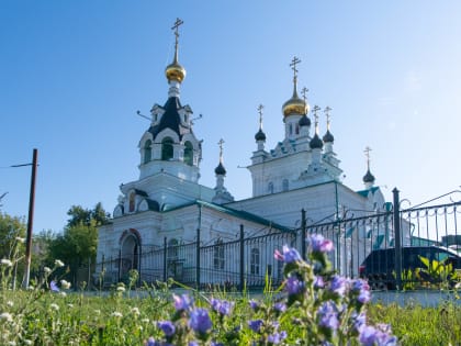 В Неделю 6-ю по Пятидесятнице митрополит Тихон возглавил Литургию в храме Иверской иконы Божией Матери