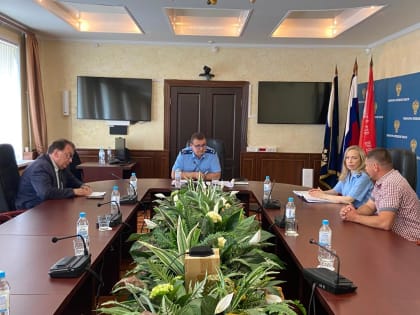 Прокурор Орловской области совместно с Уполномоченным по защите прав предпринимателей в Орловской области провели ежемесячный личный прием предпринимателей
