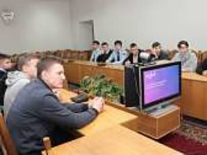 В дежурной части орловской полиции "десантировались" студенты