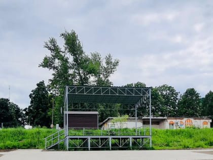 В Мценском районе благодаря нацпроекту «Жилье и городская среда» в этом году благоустроено два двора и общественная территория