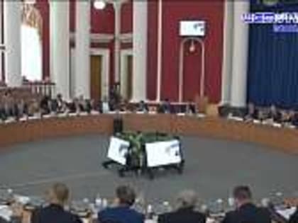 Продлили повышенный режим готовности по гриппу, состояние легендарного детского хирурга Леонида Рошаля стабилизировалось, а орловчанка прошла в финал шоу "Кондитер" на те