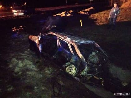 На трассе под Орлом загорелся автомобиль