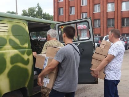 Орловские единороссы отправили гуманитарный груз в Донецк