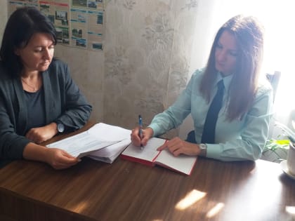 Посетителям мобильного офиса рассказали о новом порядке учета начислений и платежей по налогам