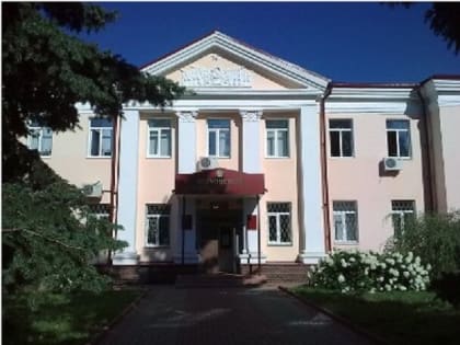 Устроивший драку в кафе хулиган избежал наказания