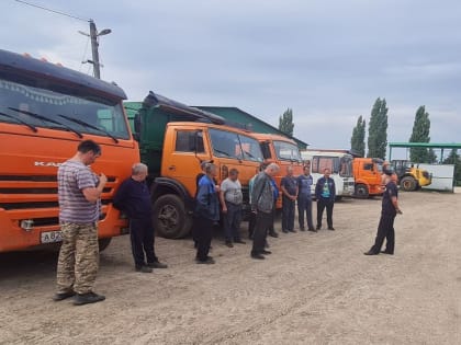 На Орловщине водителям служебного транспорта рассказали о ДТП