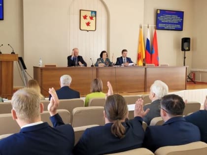 Ливенские депутаты рассказали, на что были потрачены их миллионы