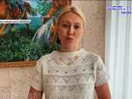 В Орле нашли разрушающуюся лестницу к любви, на орловской трассе в аварии пострадала четырёхлетняя девочка, а жители Шебекино получают "коробки добра" от орловчан. Об это