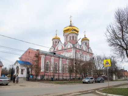 Два Архипастыря совершили богослужение в Смоленском храме Орла в канун праздника Благовещения Пресвятой Богородицы