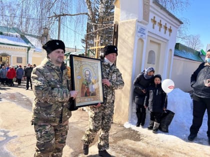 В Ливнах открыт и освящен памятник святителю Николаю Чудотворцу