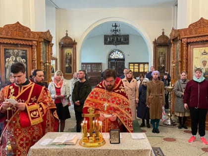 В Иверском храме молитвенно почтили память иеродиакона Силуана (Короткова)