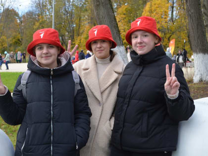В парке Шеншиных прошел семейный пикник