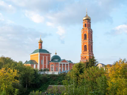 Архипастырь совершил великое освящение Георгиевского храма в Болхове