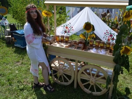 Орловцам выдадут гранты на семейные фермы