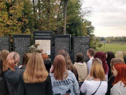 Студентам рассказали о бое бригады Катукова с панцер-дивизией