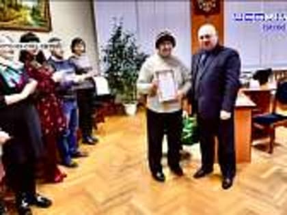 После громких заявлений орловского сироты на Первом канале возбуждено уголовное дело, вандалы горомят Фетовский сквер под Орлом, а из-за аномально тёплой зимы во Мценске проснулись