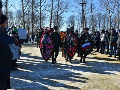 Во Мценске простились с двумя погибшими в СВО бойцами