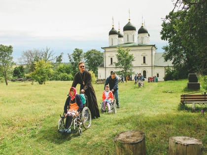 Сегодня в России — День добровольца. Поздравления принимают православные движения Орловской епархии