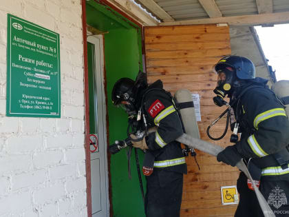 Пожарные отработали навыки  тушения пожара на  объекте здравоохранения