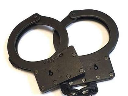 В Орле мужчина поджёг автомобиль