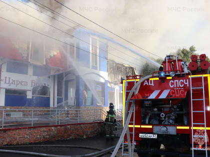10 выездов за дежурные сутки: помощь населению и борьба с пожарами