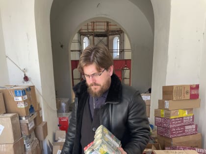 Орловская епархия передала тонну гуманитарного груза для бойцов ОМОН, задействованных в спецоперации