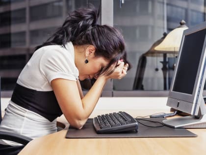 Как организовать рабочее место, чтобы справиться с дисплейным синдромом? Рассказывает эксперт