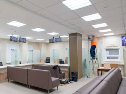 Завершаются работы по ремонту регистратуры Городской больницы им. С. П. Боткина