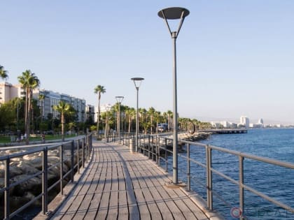 Триста дней солнца