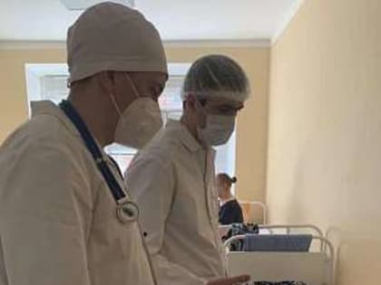 В Орловской областной клинической больнице приём провёл московский врач