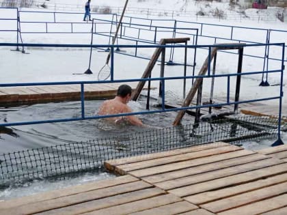 В Орловской области в крещенские купели окунулись 1500 человек