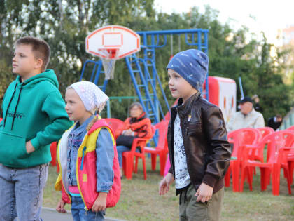 Серия праздников двора прошла на округе № 24.